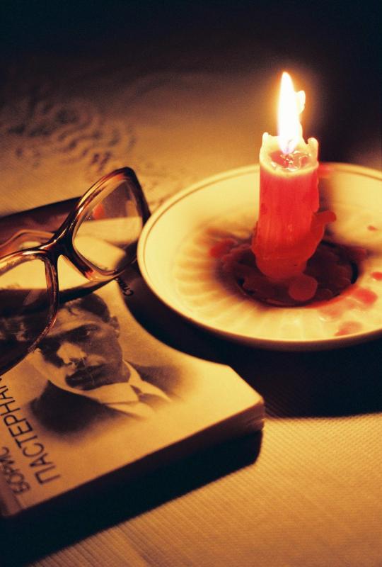 Марат Ахмедулин. "Свеча горела на столе, свеча горела..."